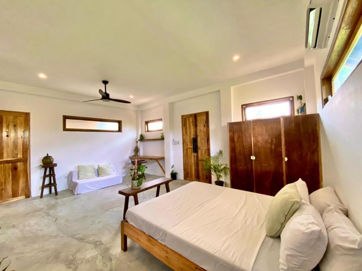 Secret Spot Siargao Hotel Хенерал Луна Екстериор снимка