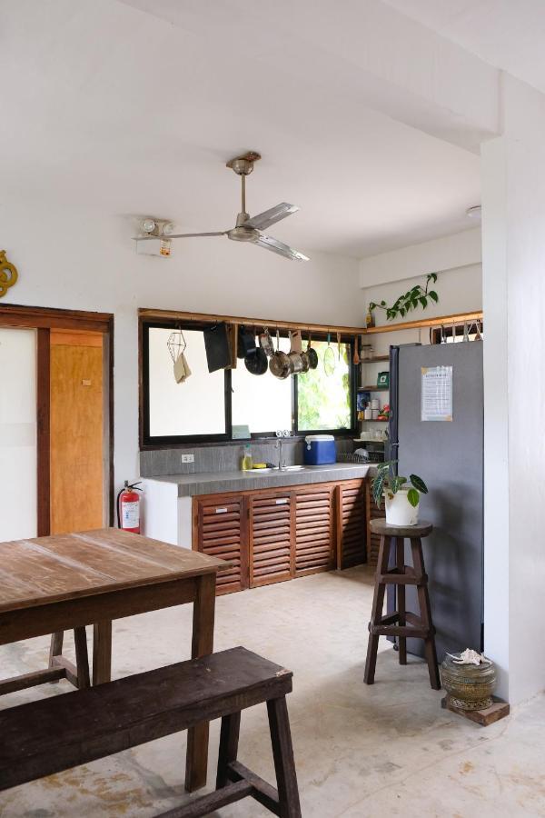 Secret Spot Siargao Hotel Хенерал Луна Екстериор снимка