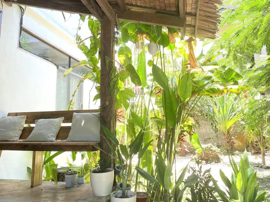 Secret Spot Siargao Hotel Хенерал Луна Екстериор снимка